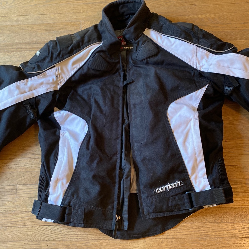Motorcycle jacket